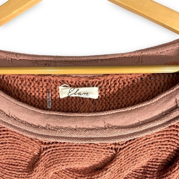 4 for $40 SALE! Elan Chunky Cable Scoop Neck Cropped Sweater, Salmon, Size L - Picture 2 of 8